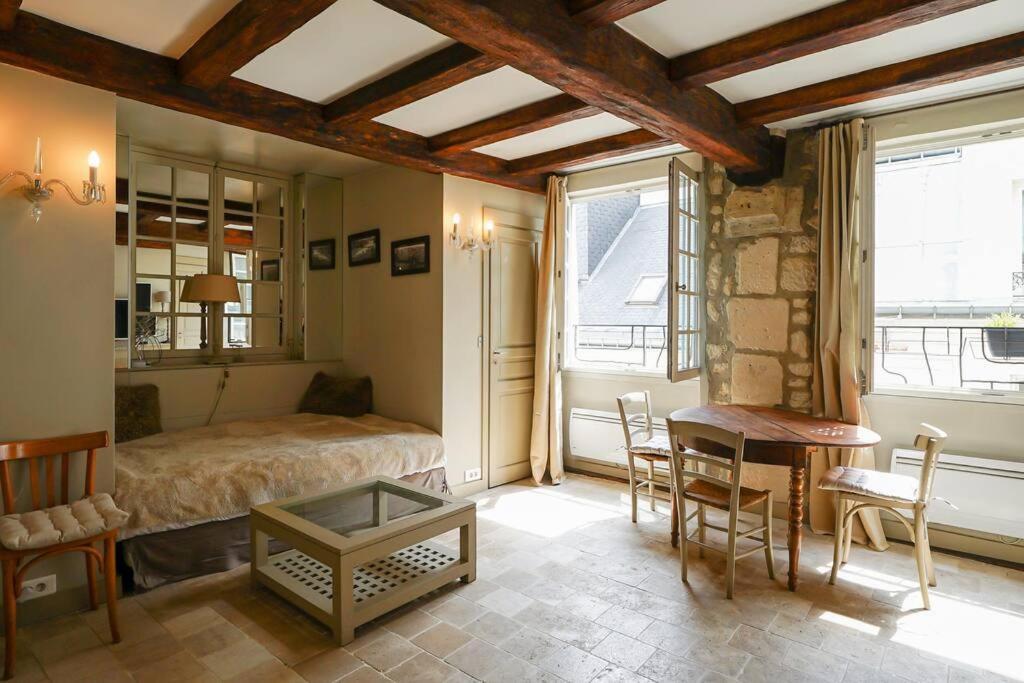 Coeur Du Marais - Grand 4 Personnes Appartamento Parigi