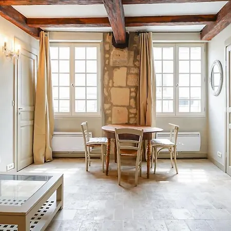 Coeur Du Marais - Grand 4 Personnes Apartment